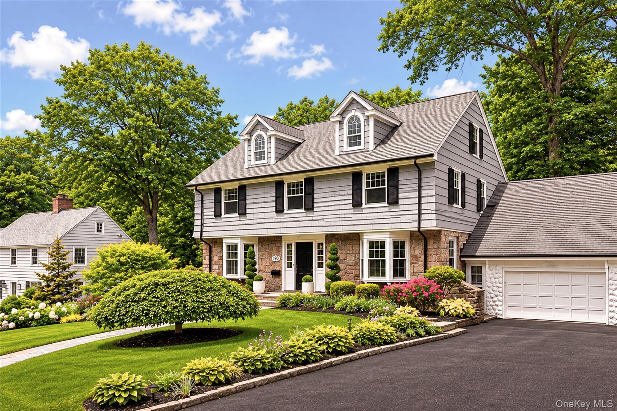 Single Family Douglas Place Westchester County, NY 10552, MLS-1019544-2