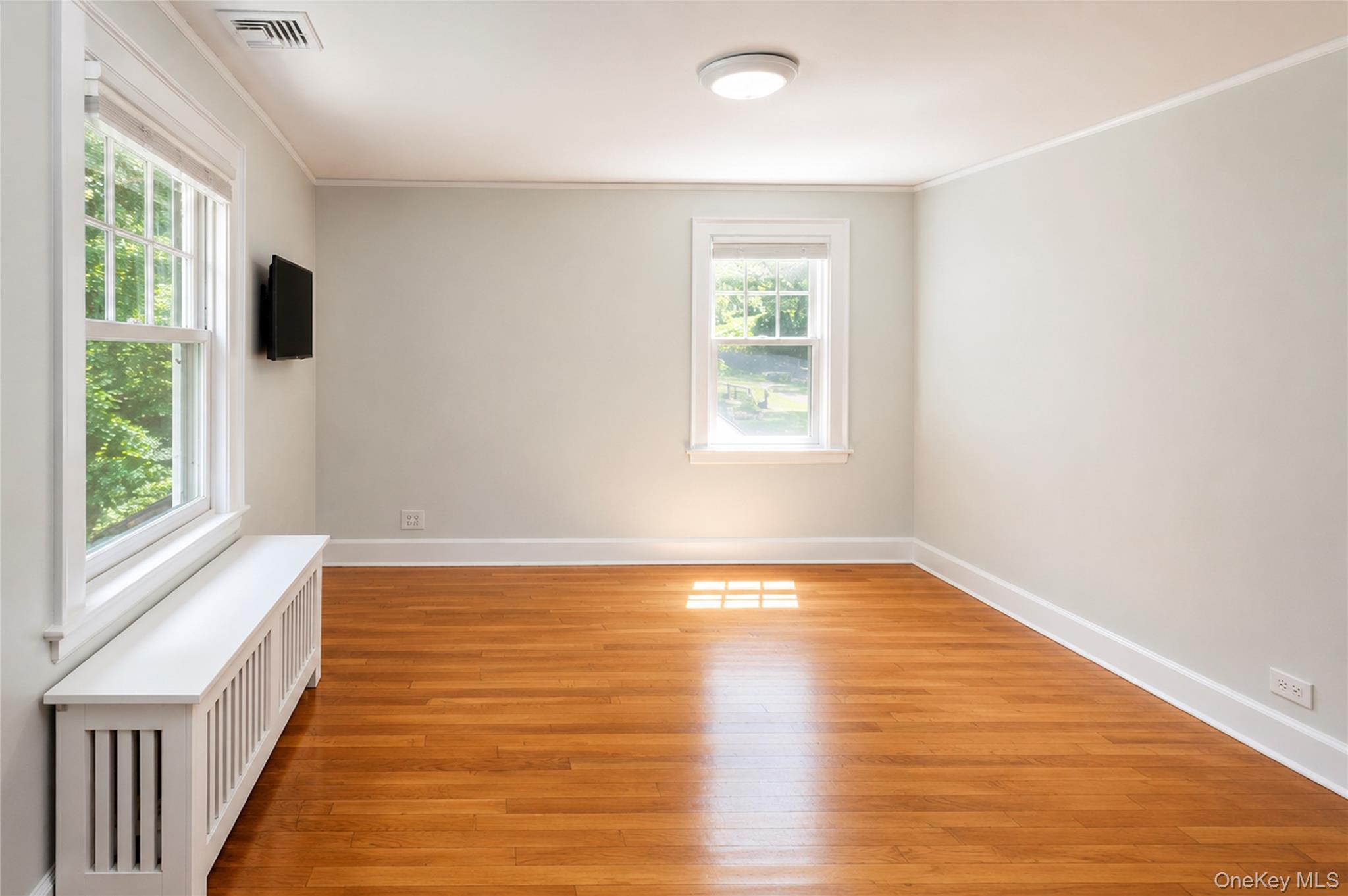 Single Family Douglas Place Westchester County, NY 10552, MLS-1019544-25