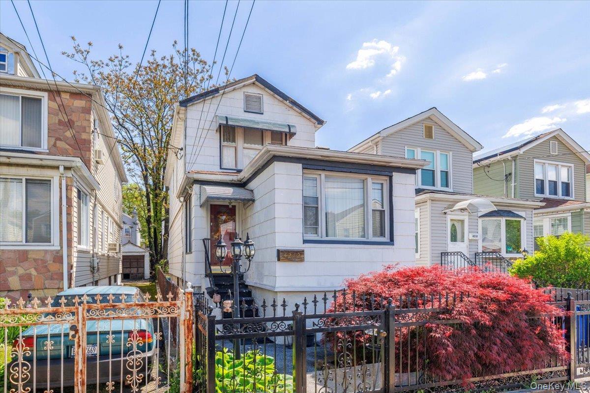 Single Family Wilder Avenue Bronx, NY 10466, MLS-1019555-2