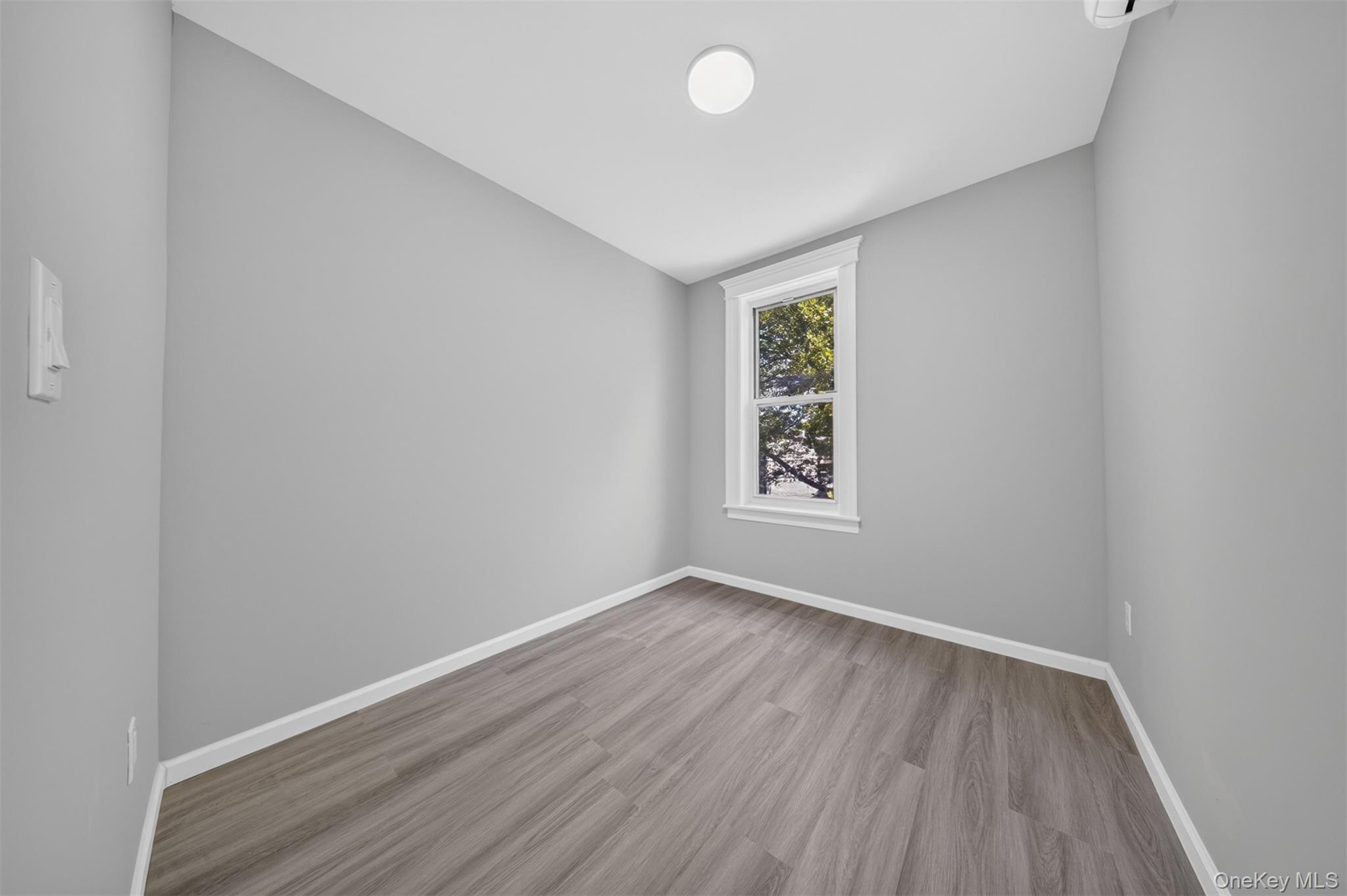 Single Family 77th Avenue Queens, NY 11385, MLS-1019559-24