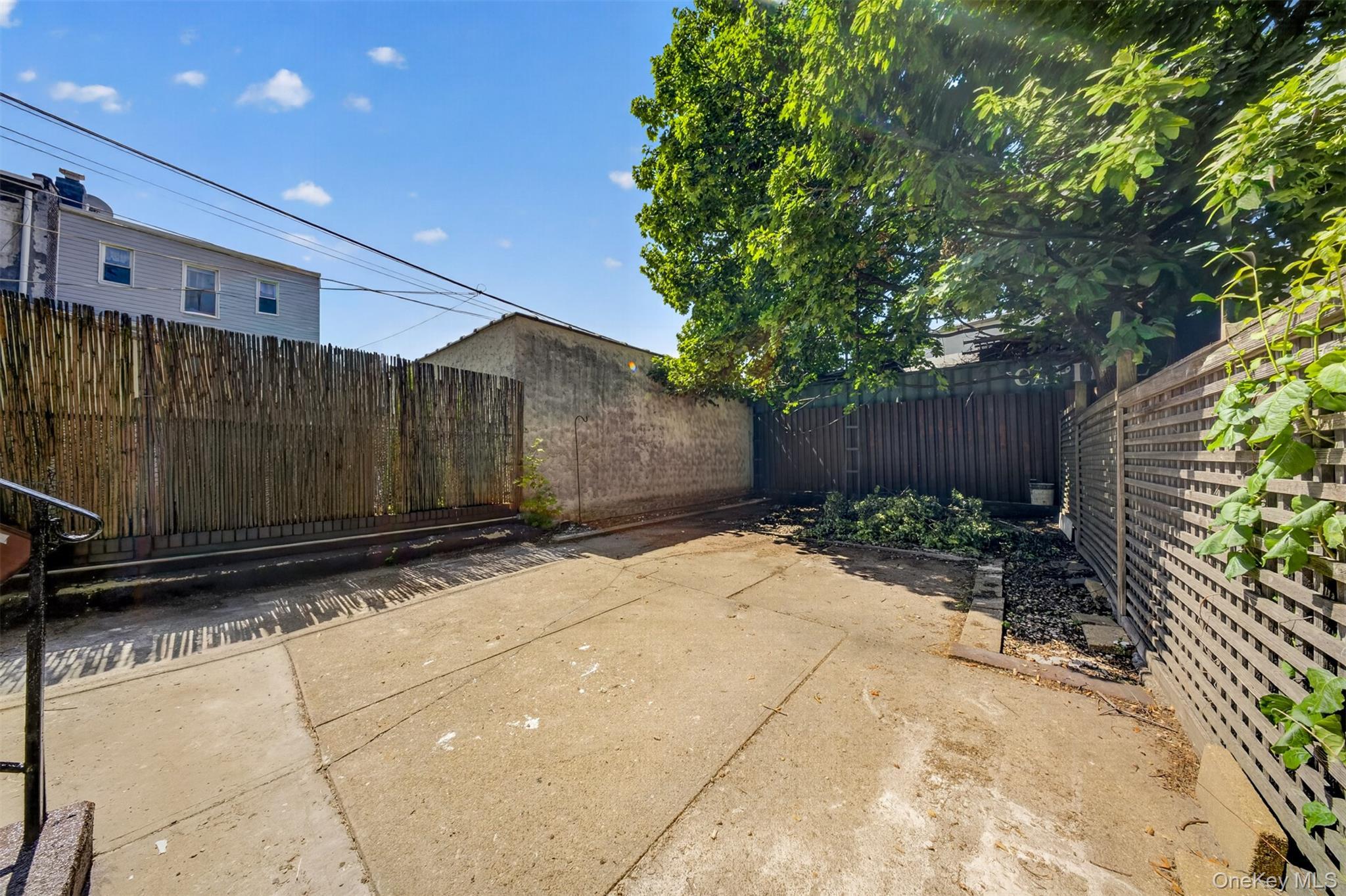 Single Family 77th Avenue Queens, NY 11385, MLS-1019559-31