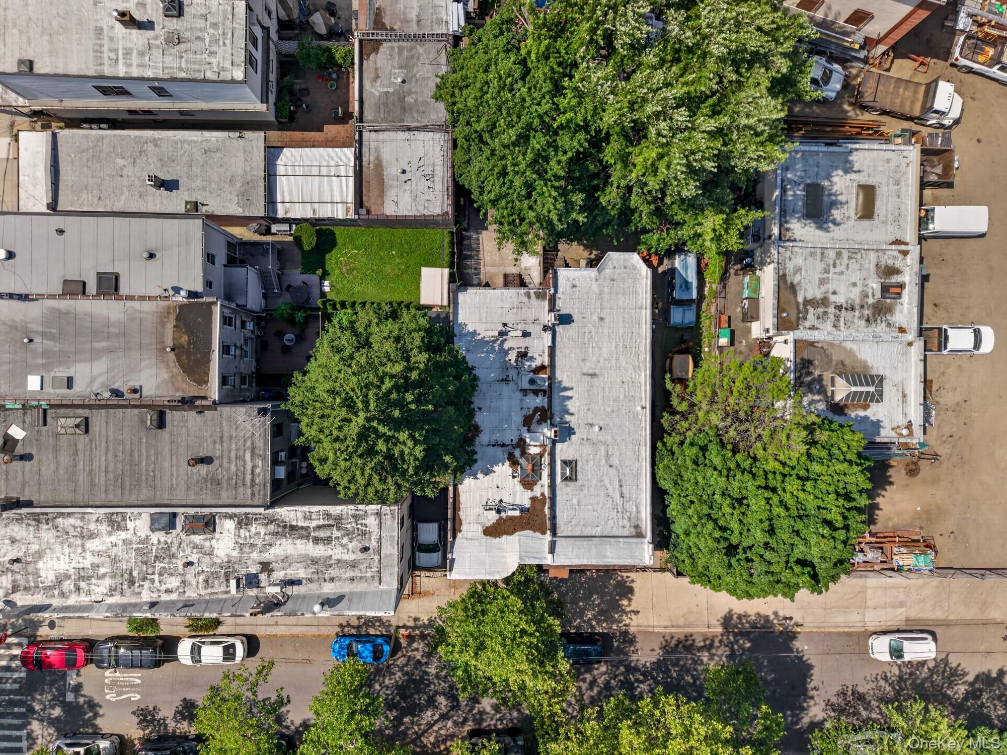 Single Family 77th Avenue Queens, NY 11385, MLS-1019559-33