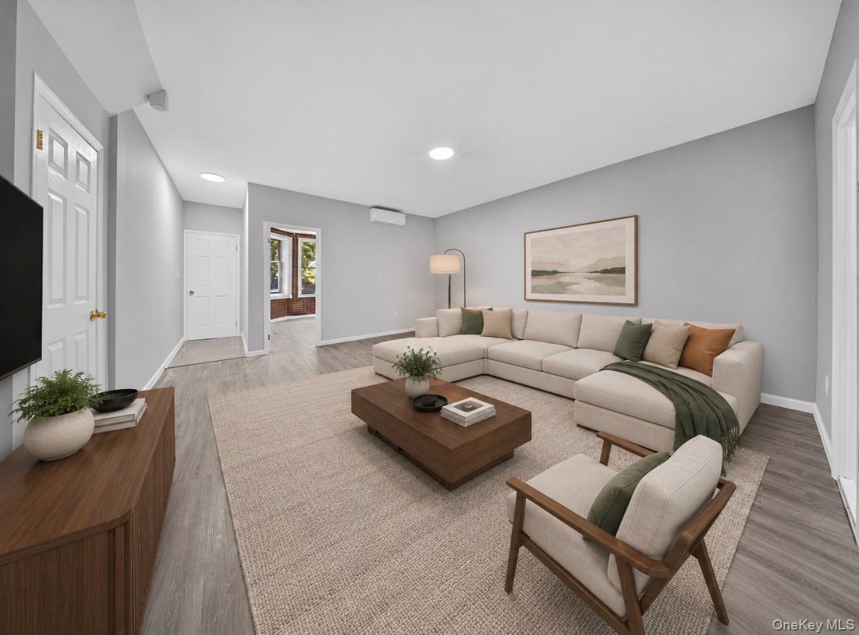 Single Family 77th Avenue Queens, NY 11385, MLS-1019559-4