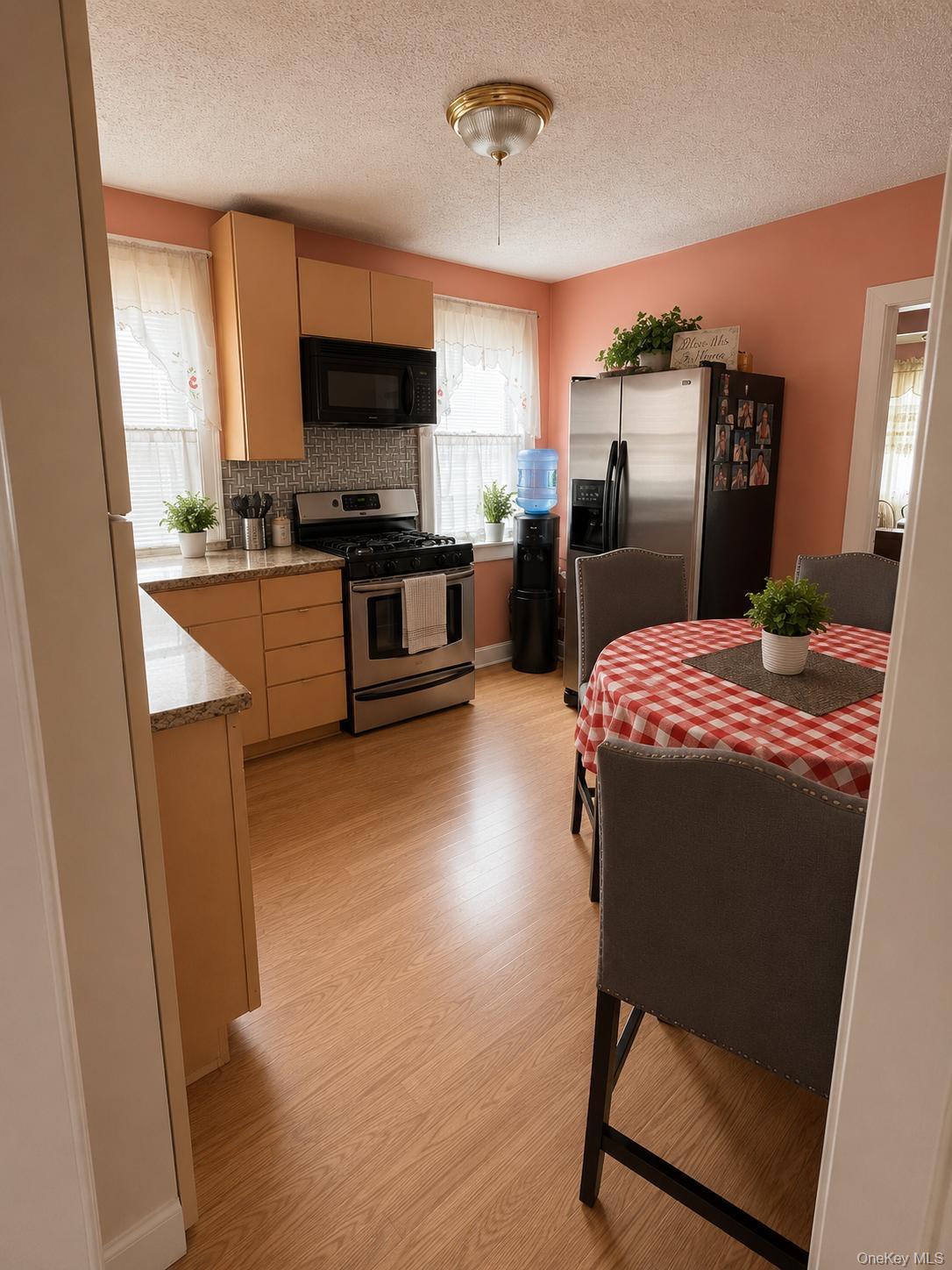 Single Family 95th Avenue Queens, NY 11416, MLS-1019568-15
