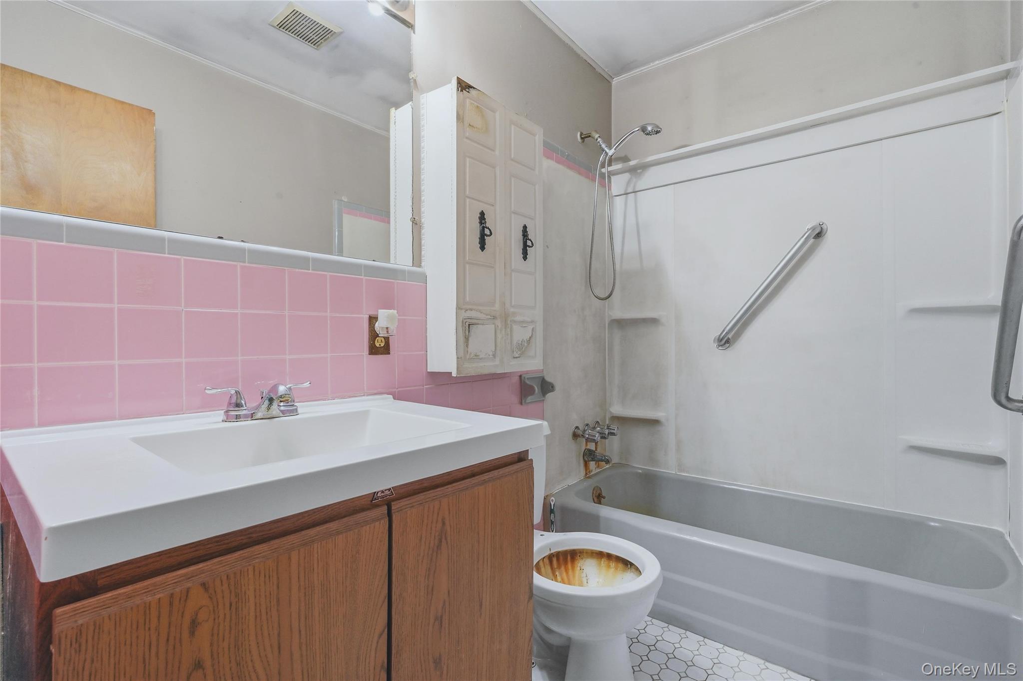 Single Family King Drive  Dutchess County, NY 12603, MLS-1019580-23