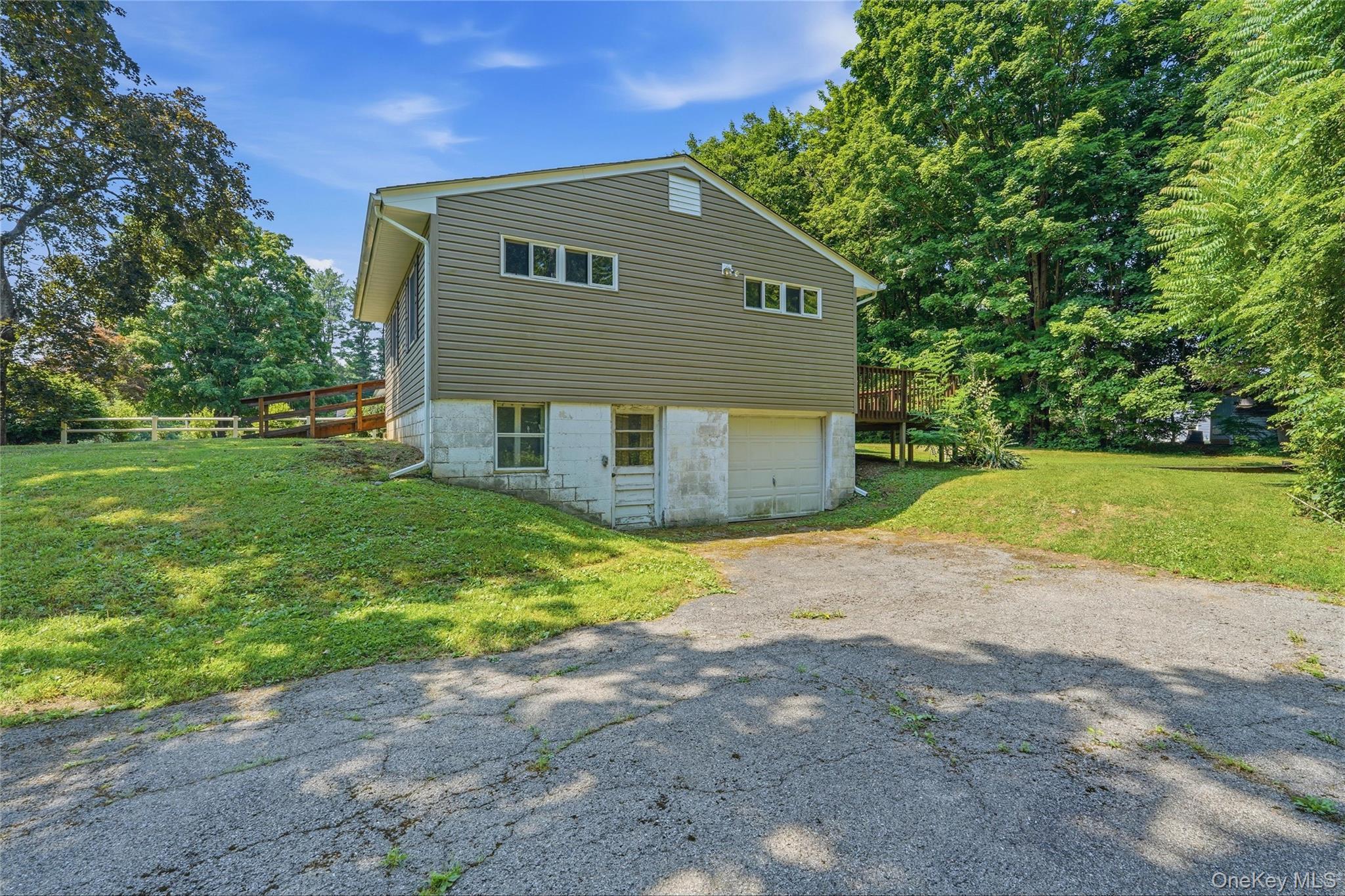 Single Family King Drive Dutchess County, NY 12603, MLS-1019580-7