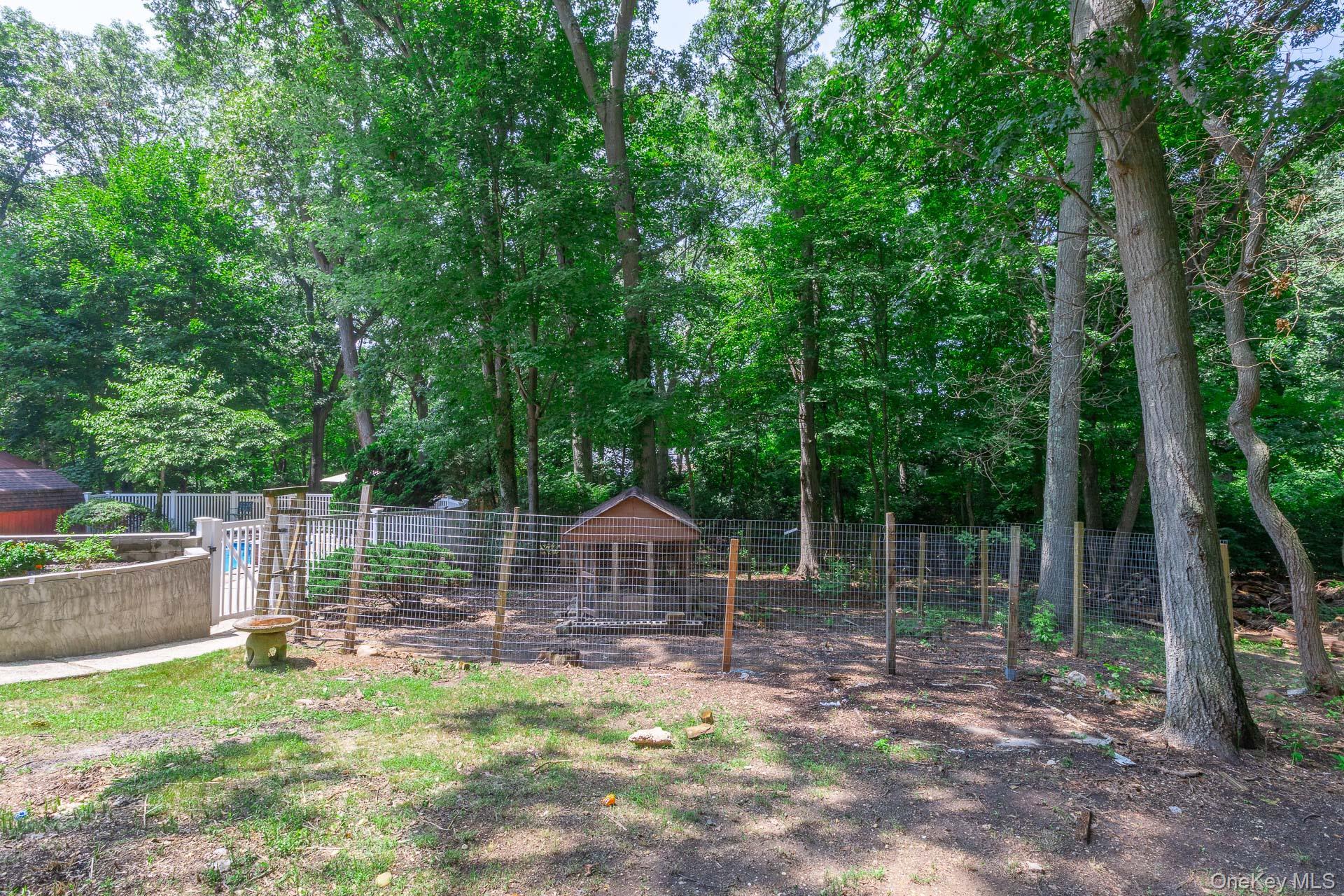 Single Family Cuba Hill Road Suffolk County, NY 11743, MLS-1019603-34