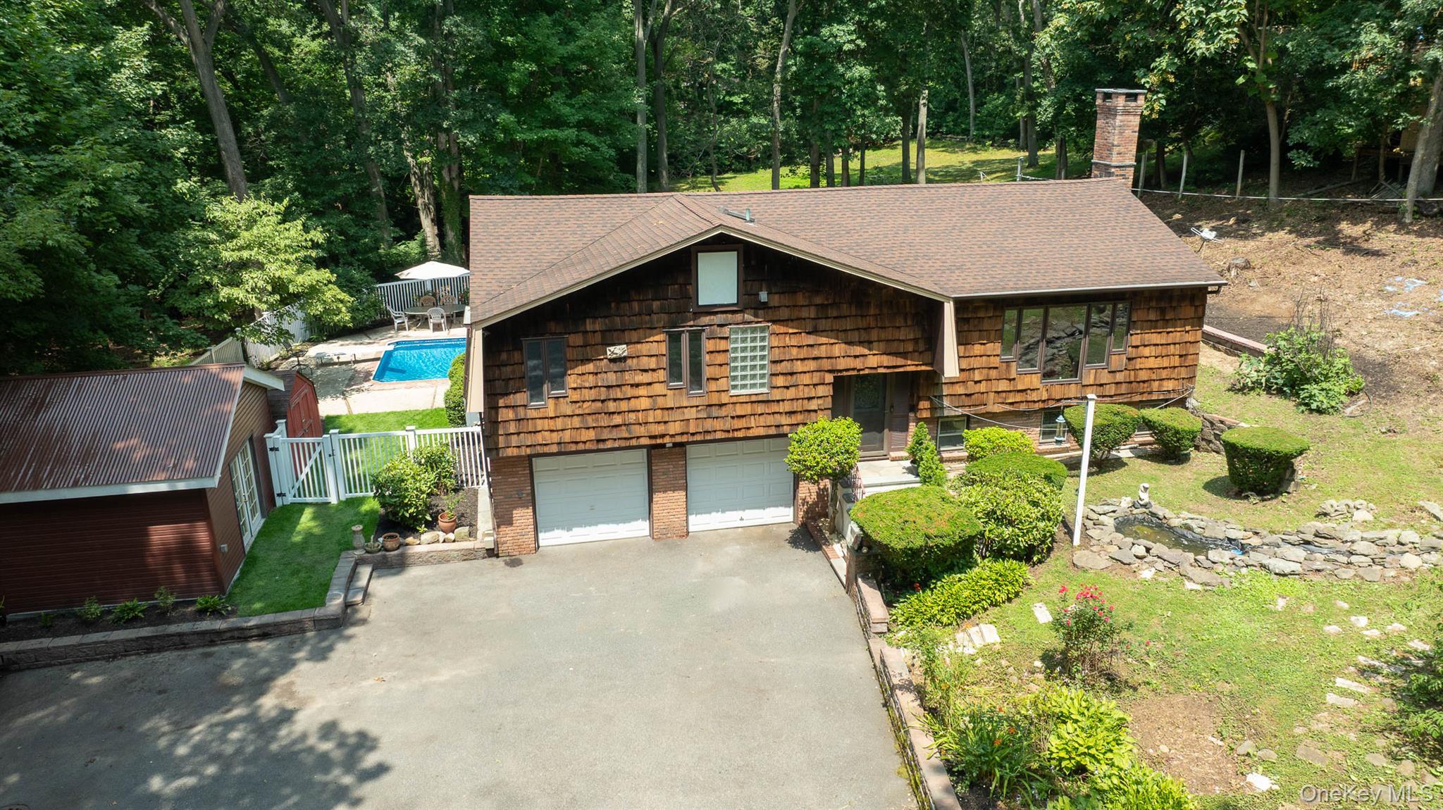 Single Family Cuba Hill Road Suffolk County, NY 11743, MLS-1019603-38