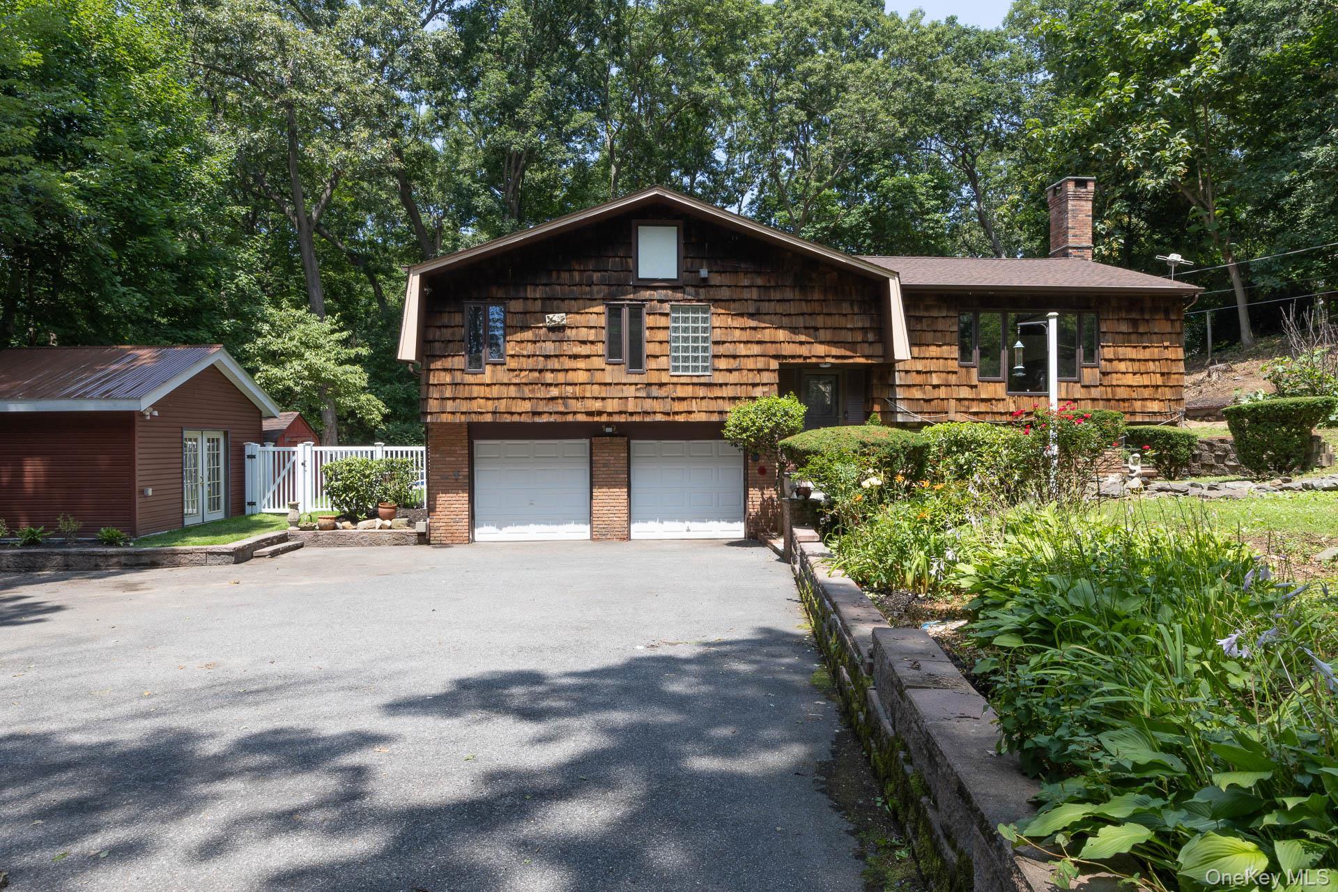 Single Family Cuba Hill Road Suffolk County, NY 11743, MLS-1019603-4