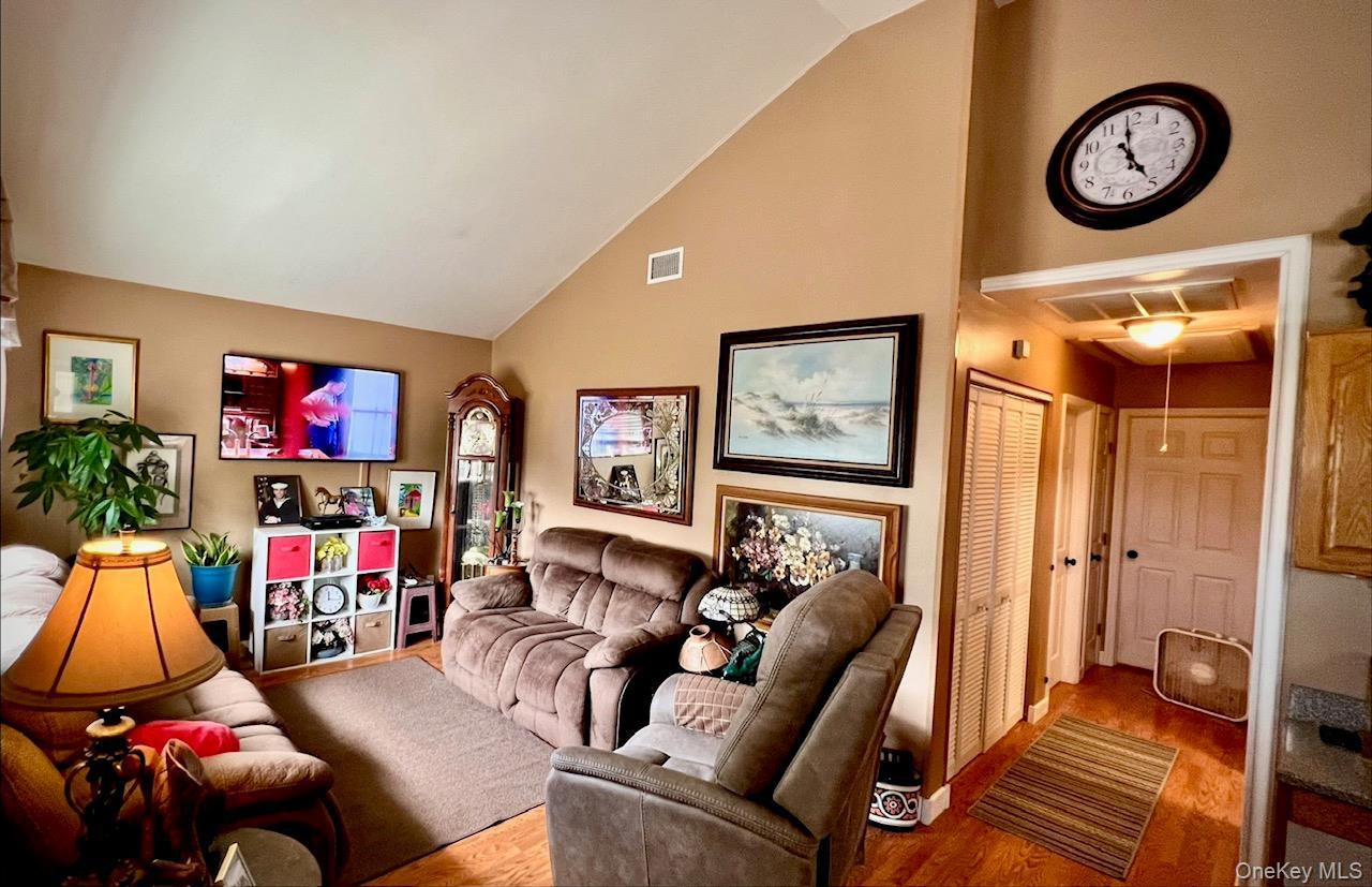 Single Family Rugby Drive  Suffolk County, NY 11967, MLS-1019612-10