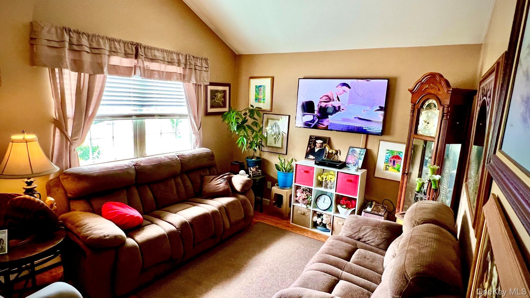 Single Family Rugby Drive  Suffolk County, NY 11967, MLS-1019612-9