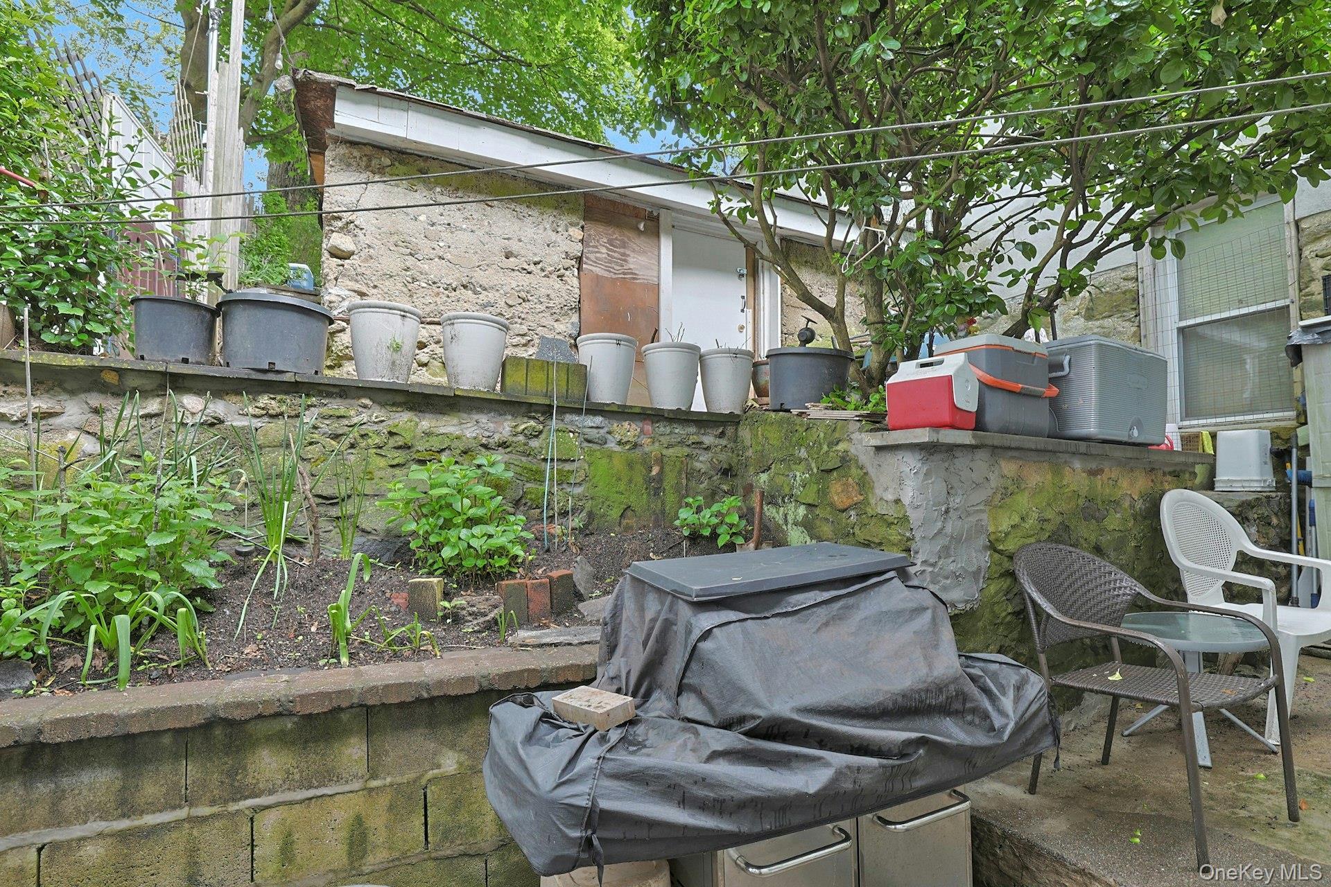 Single Family Ferris Avenue  Westchester County, NY 10603, MLS-1019625-10