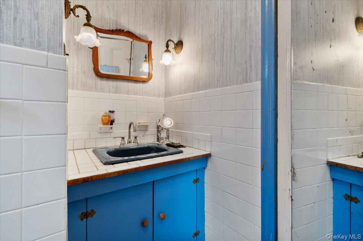 Single Family E 24th Street Brooklyn, NY 11210, MLS-1019626-18