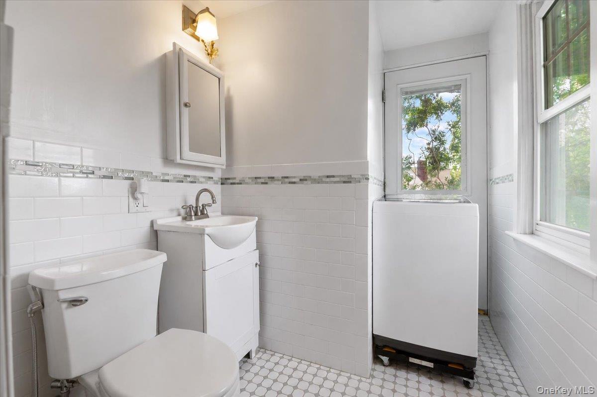 Single Family E 24th Street Brooklyn, NY 11210, MLS-1019626-21