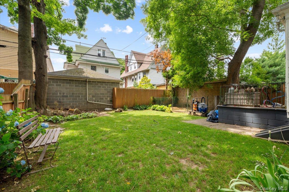 Single Family E 24th Street Brooklyn, NY 11210, MLS-1019626-24