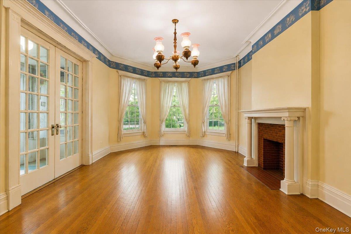 Single Family E 24th Street Brooklyn, NY 11210, MLS-1019626-7