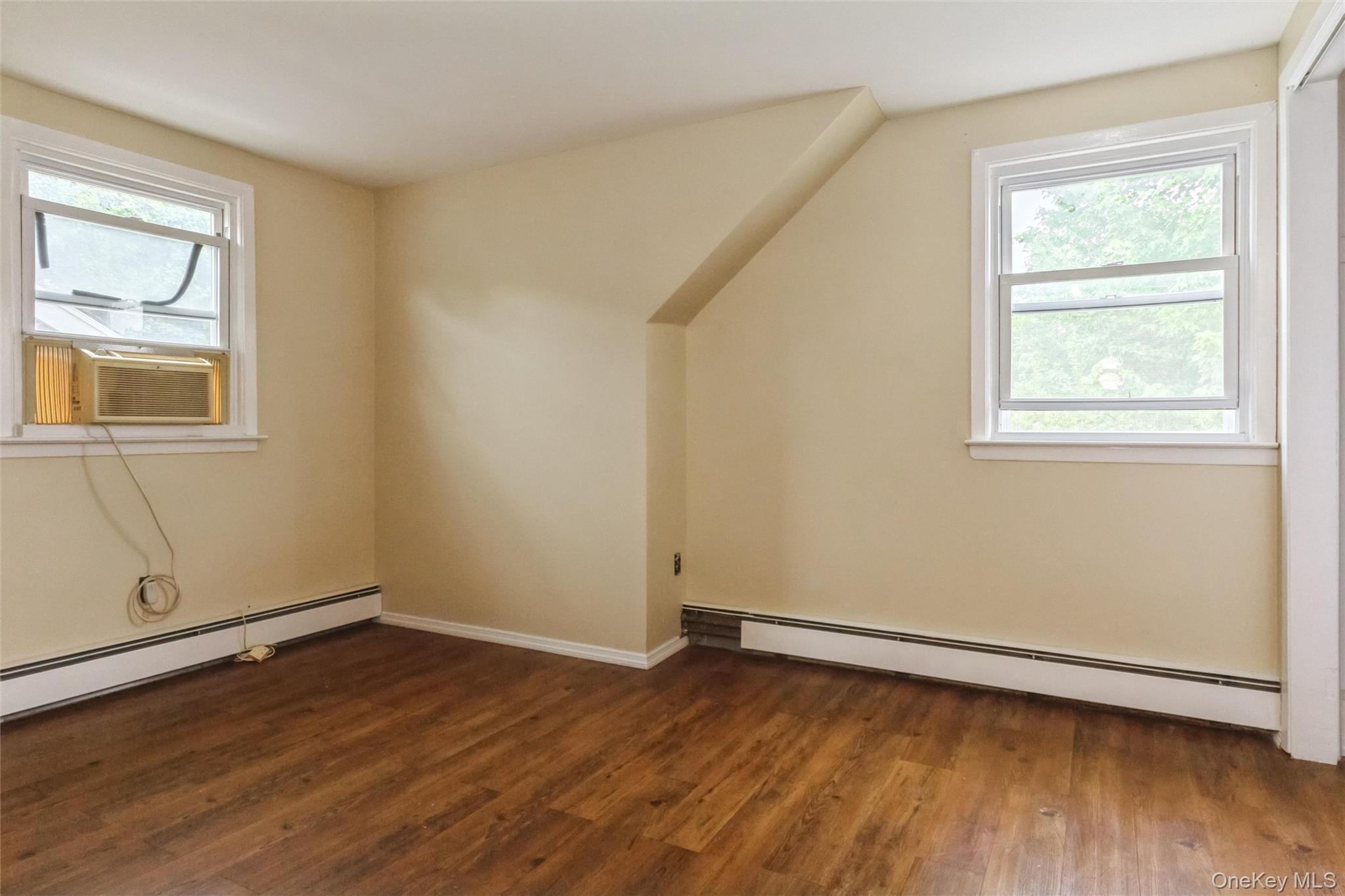 Single Family Cambridge Street  Nassau County, NY 11565, MLS-1019634-14