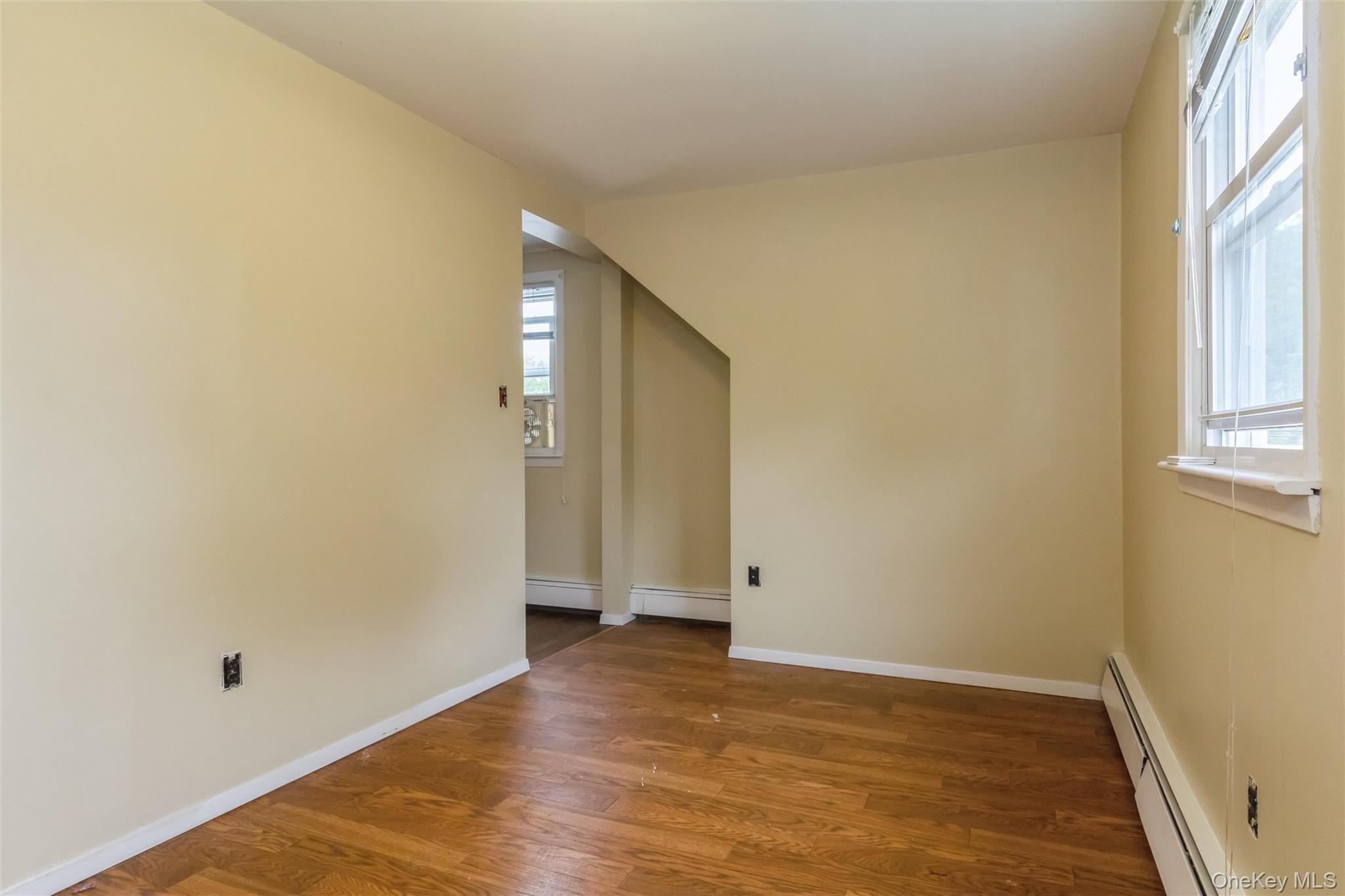 Single Family Cambridge Street  Nassau County, NY 11565, MLS-1019634-20