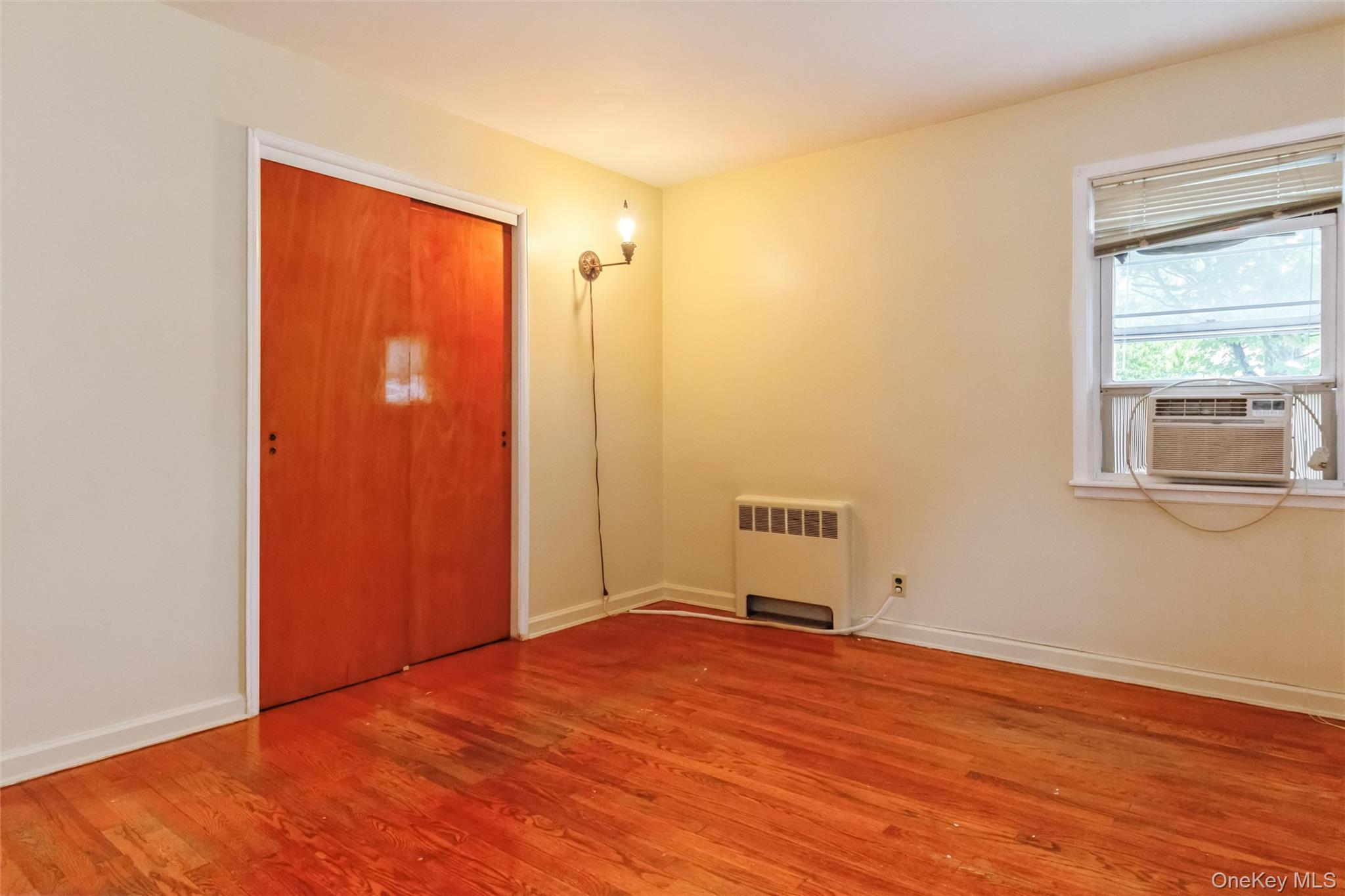 Single Family Cambridge Street  Nassau County, NY 11565, MLS-1019634-26