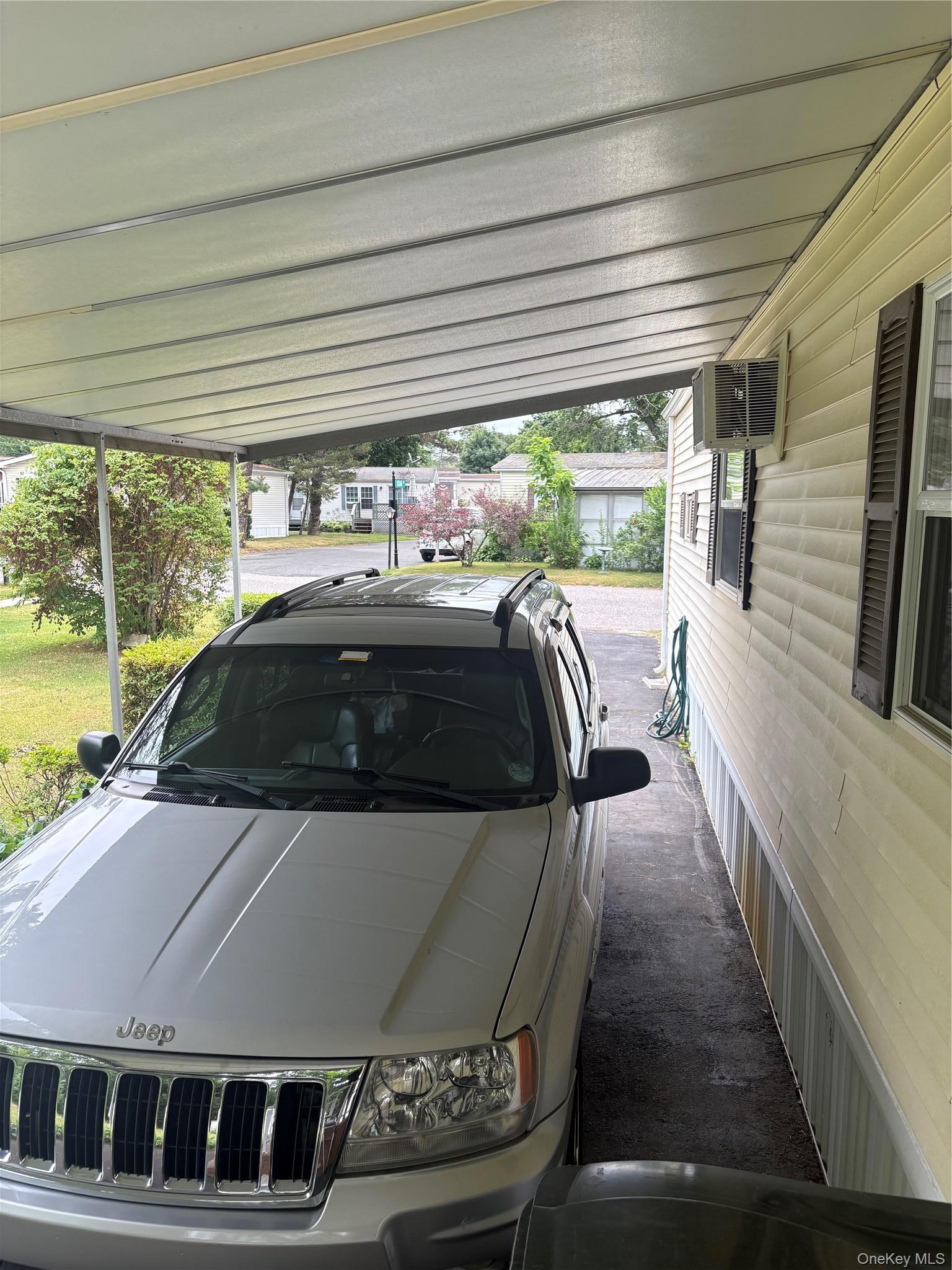 Single Family Riverleigh Avenue  Suffolk County, NY 11901, MLS-1019636-9