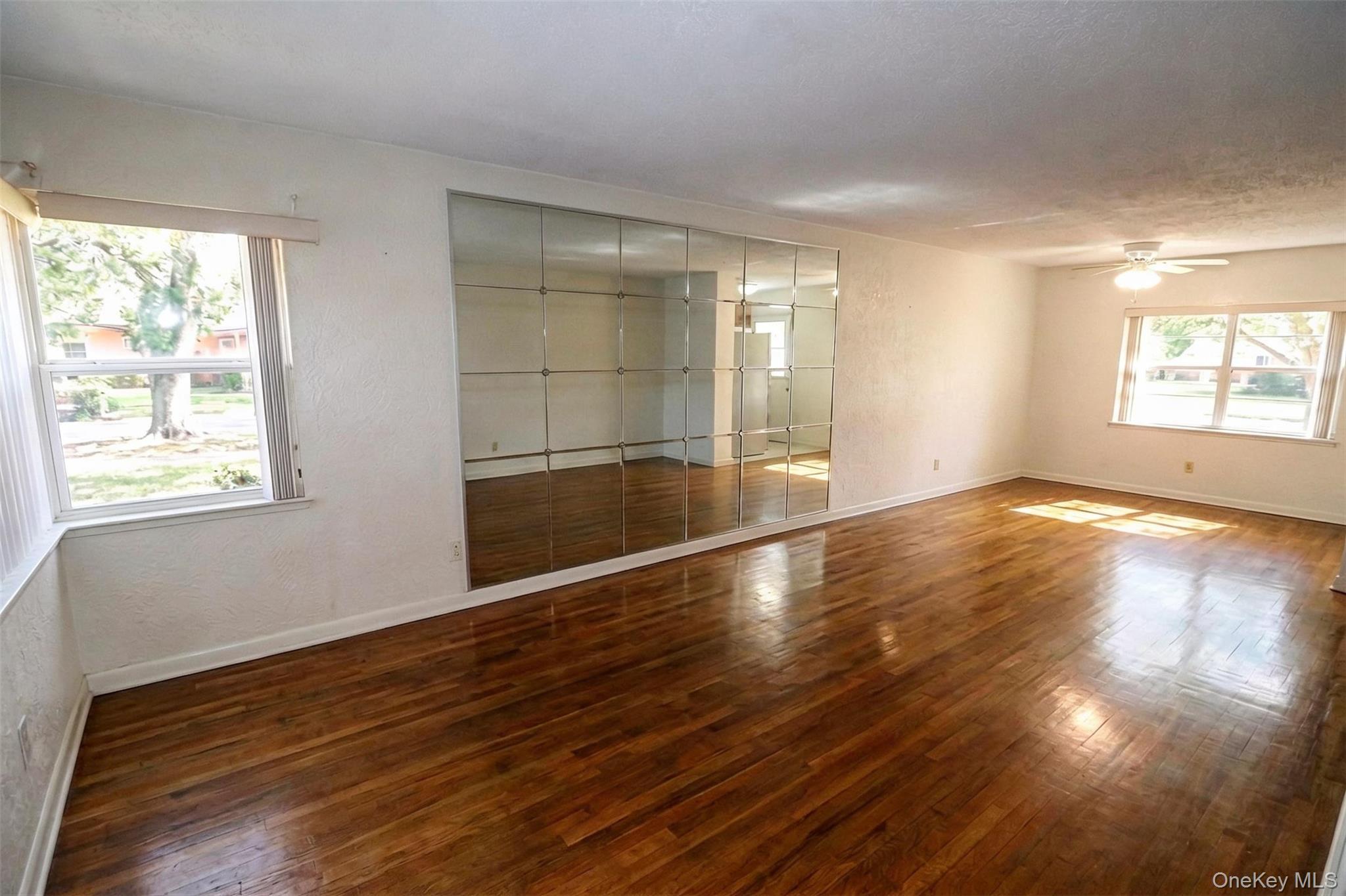 Single Family Wilder Avenue Bronx, NY 10466, MLS-1019640-3