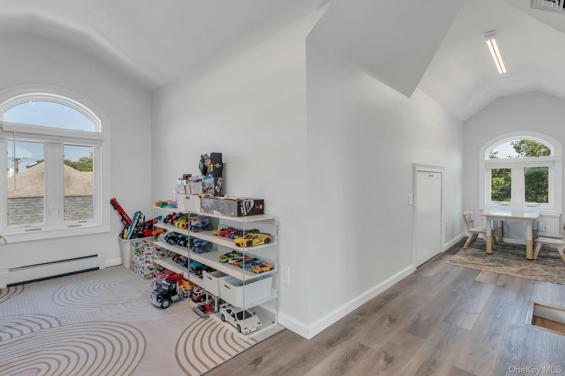 Single Family 6th Avenue Queens, NY 11357, MLS-1019649-28