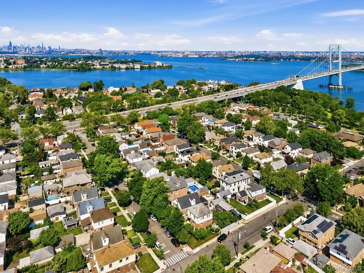 Single Family 6th Avenue Queens, NY 11357, MLS-1019649-49