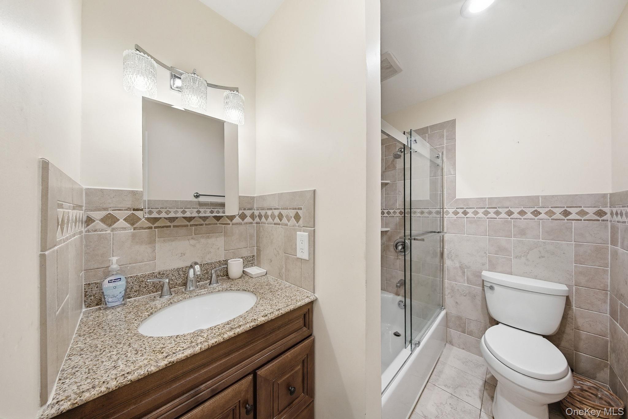Single Family New Hempstead Road Rockland County, NY 10956, MLS-1019678-19