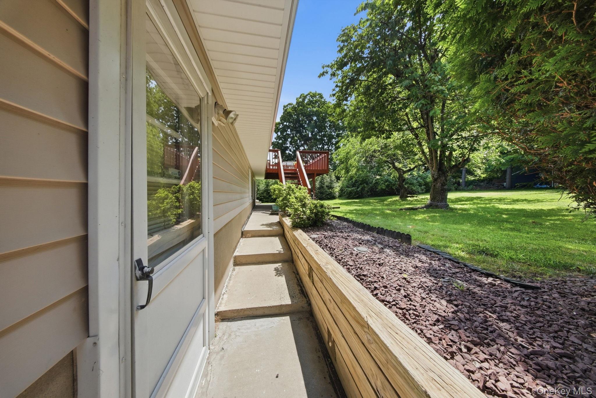 Single Family New Hempstead Road Rockland County, NY 10956, MLS-1019678-35