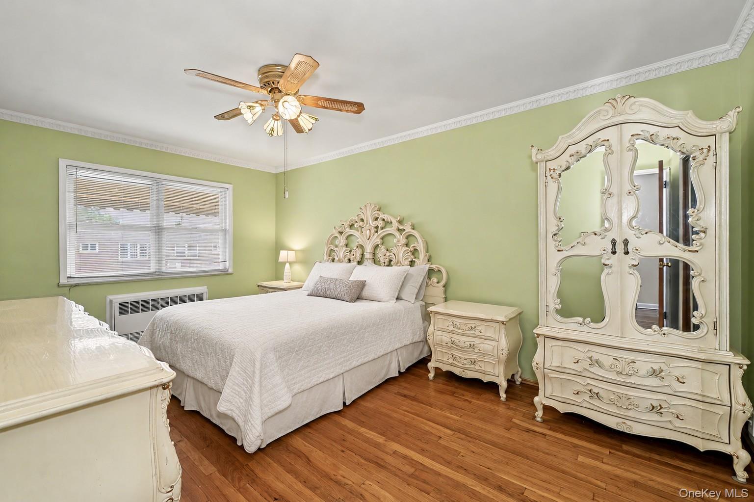Single Family 76th Street  Queens, NY 11370, MLS-1019689-15