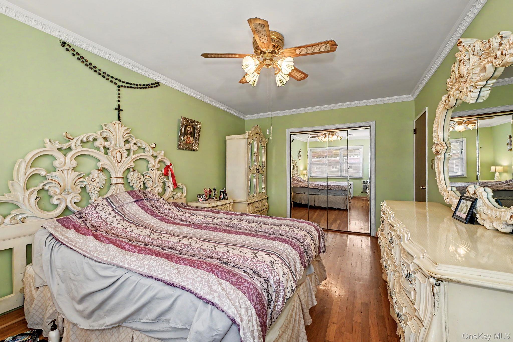 Single Family 76th Street  Queens, NY 11370, MLS-1019689-16