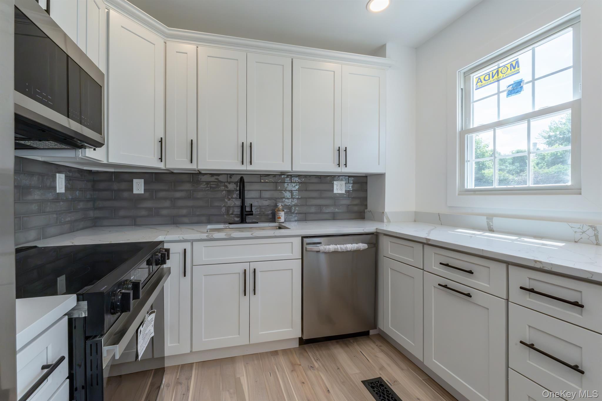 Single Family Greenkill Avenue Ulster County, NY 12401, MLS-1019699-19