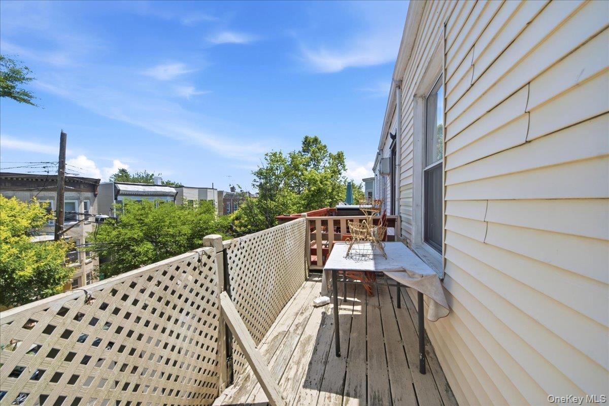 Single Family Unionport Road Bronx, NY 10462, MLS-1019706-11
