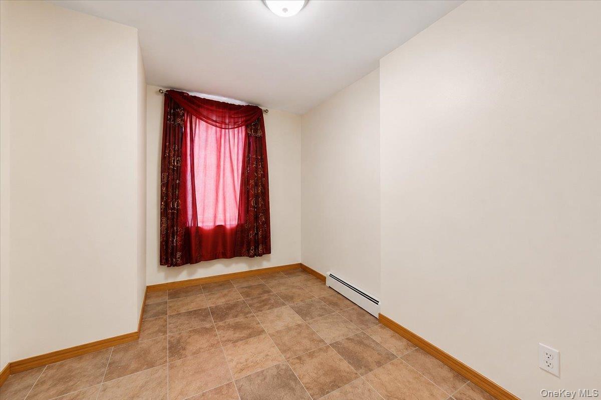 Single Family Unionport Road Bronx, NY 10462, MLS-1019706-24