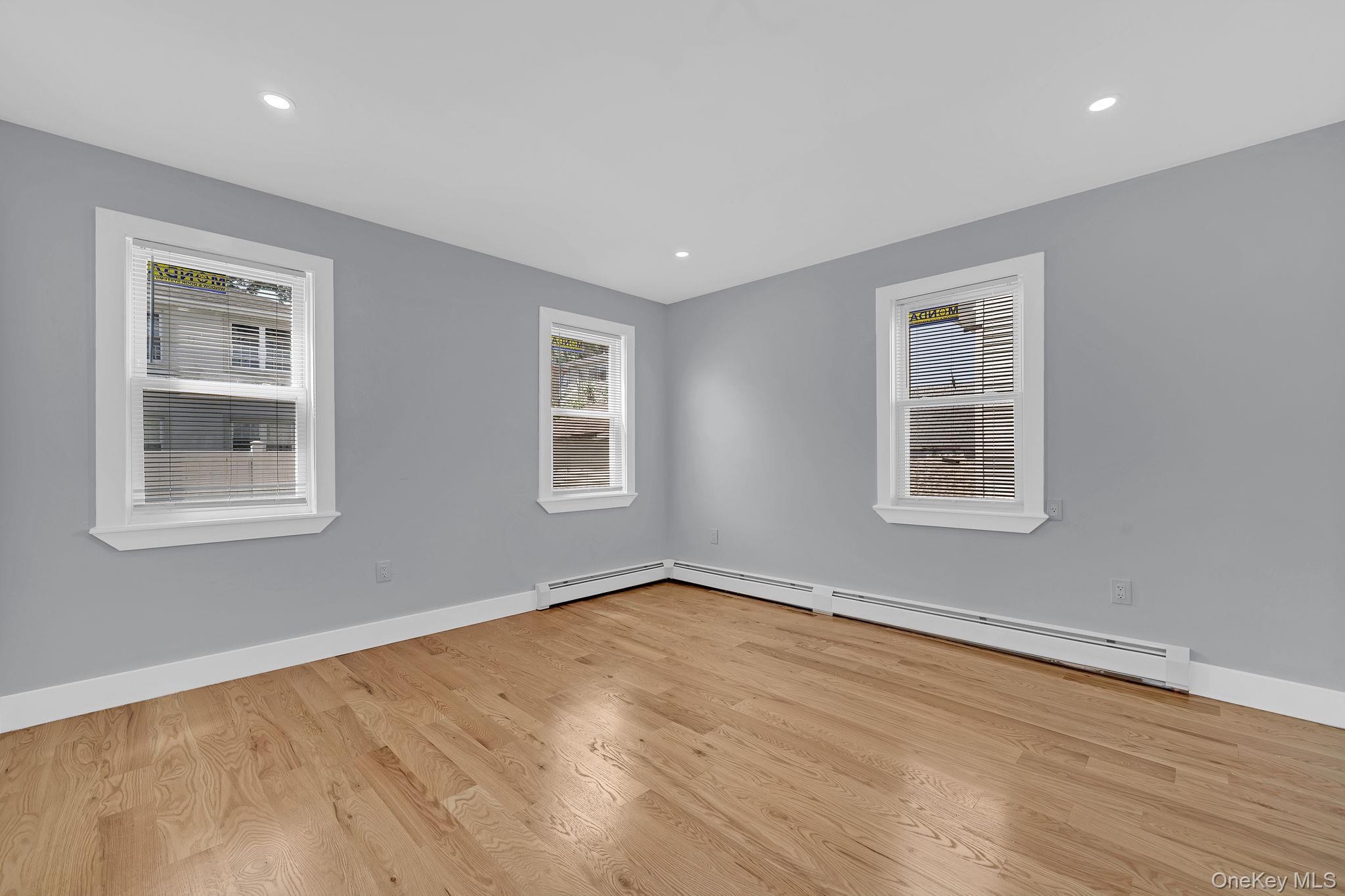 Single Family 125th Avenue Queens, NY 11434, MLS-1019709-14