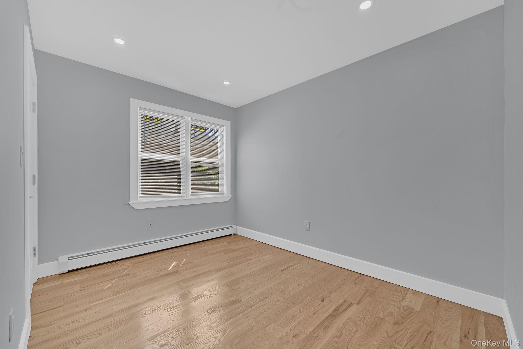 Single Family 125th Avenue Queens, NY 11434, MLS-1019709-9