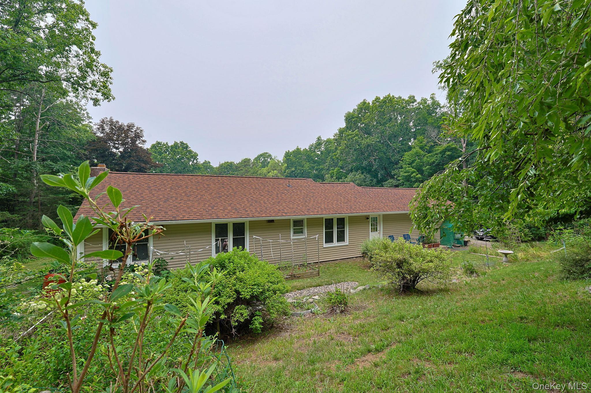 Single Family Field Road Dutchess County, NY 12571, MLS-1019732-28