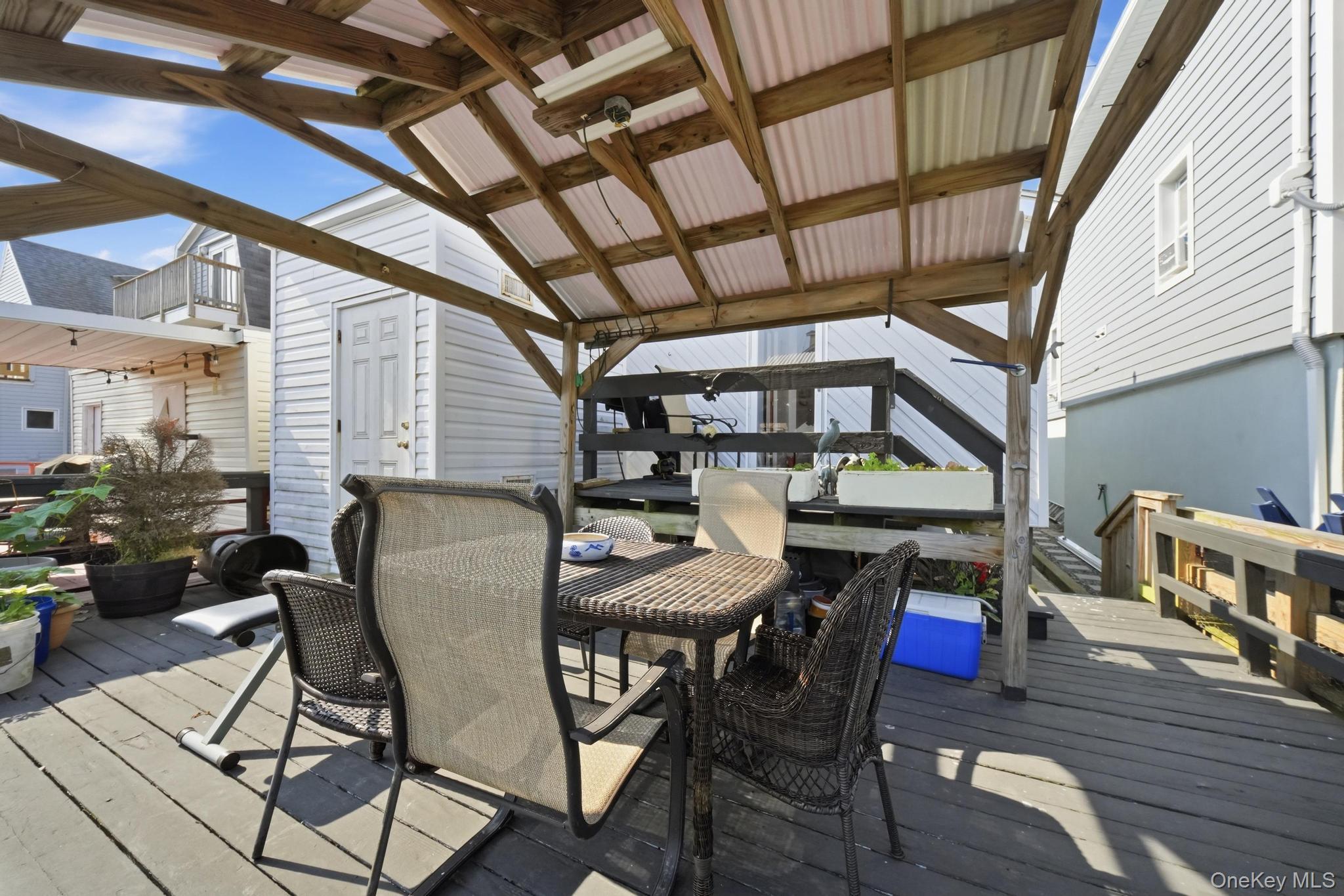 Single Family W 11th Road  Queens, NY 11693, MLS-1019735-16