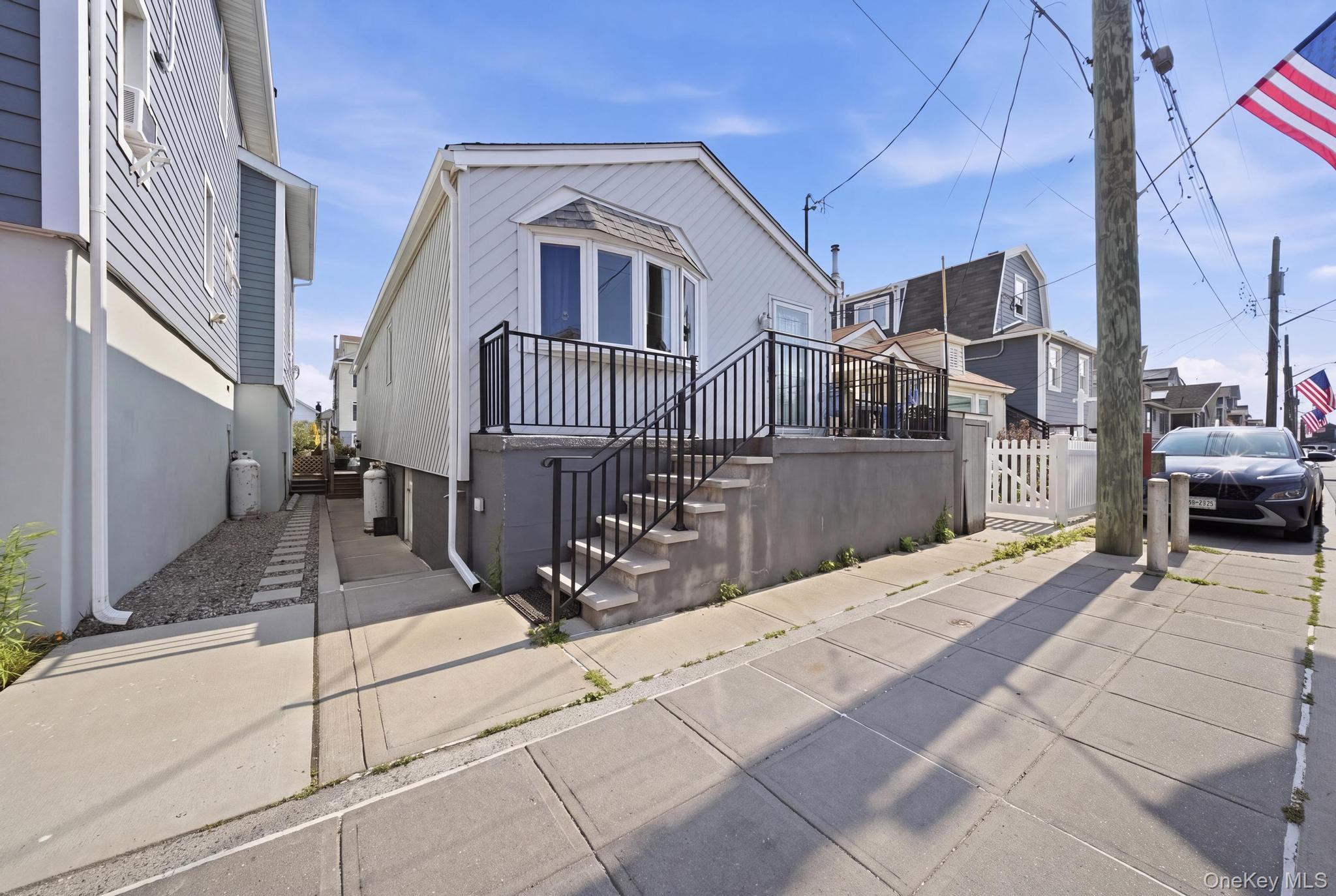 Single Family W 11th Road  Queens, NY 11693, MLS-1019735-2