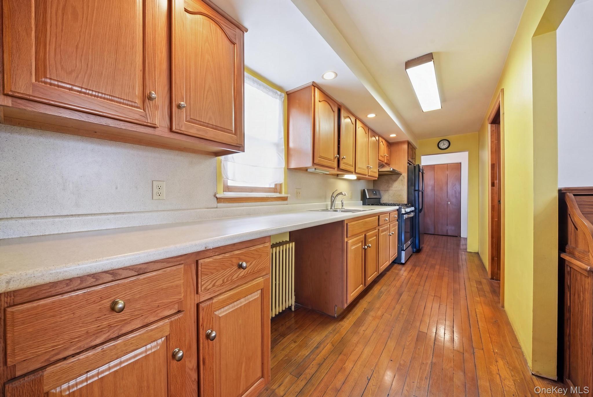 Single Family W 11th Road  Queens, NY 11693, MLS-1019735-7