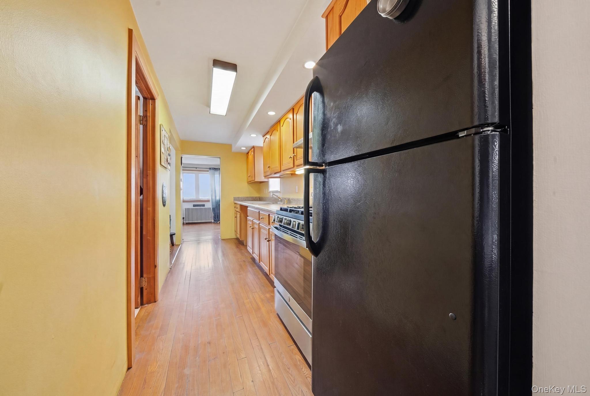 Single Family W 11th Road  Queens, NY 11693, MLS-1019735-8