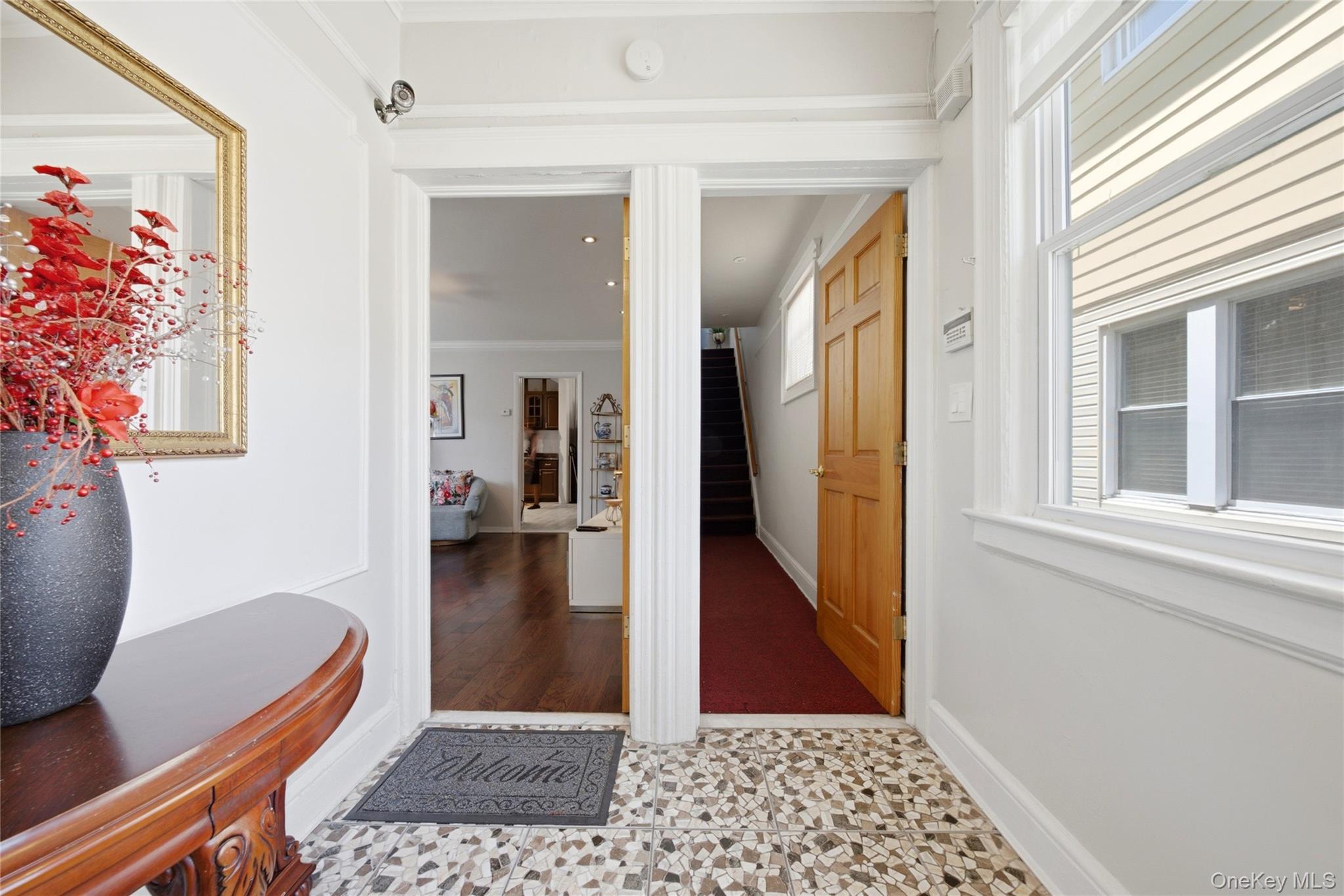Single Family Monticello Avenue Bronx, NY 10466, MLS-1019789-9