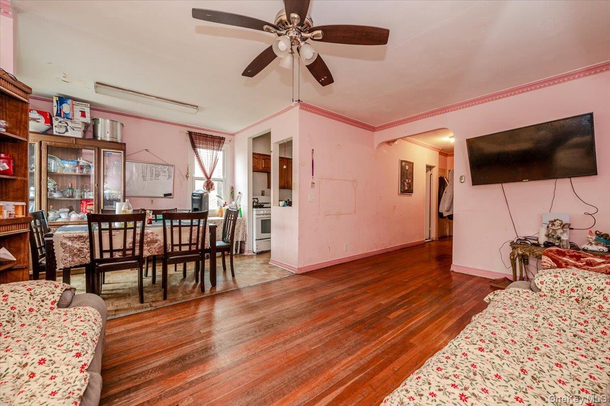 Single Family Elmhurst Avenue  Queens, NY 11372, MLS-1019795-21