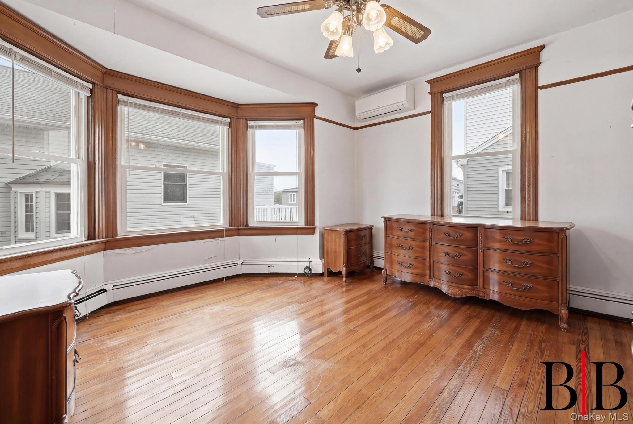 Single Family Beach 130th Street Queens, NY 11694, MLS-1019800-20