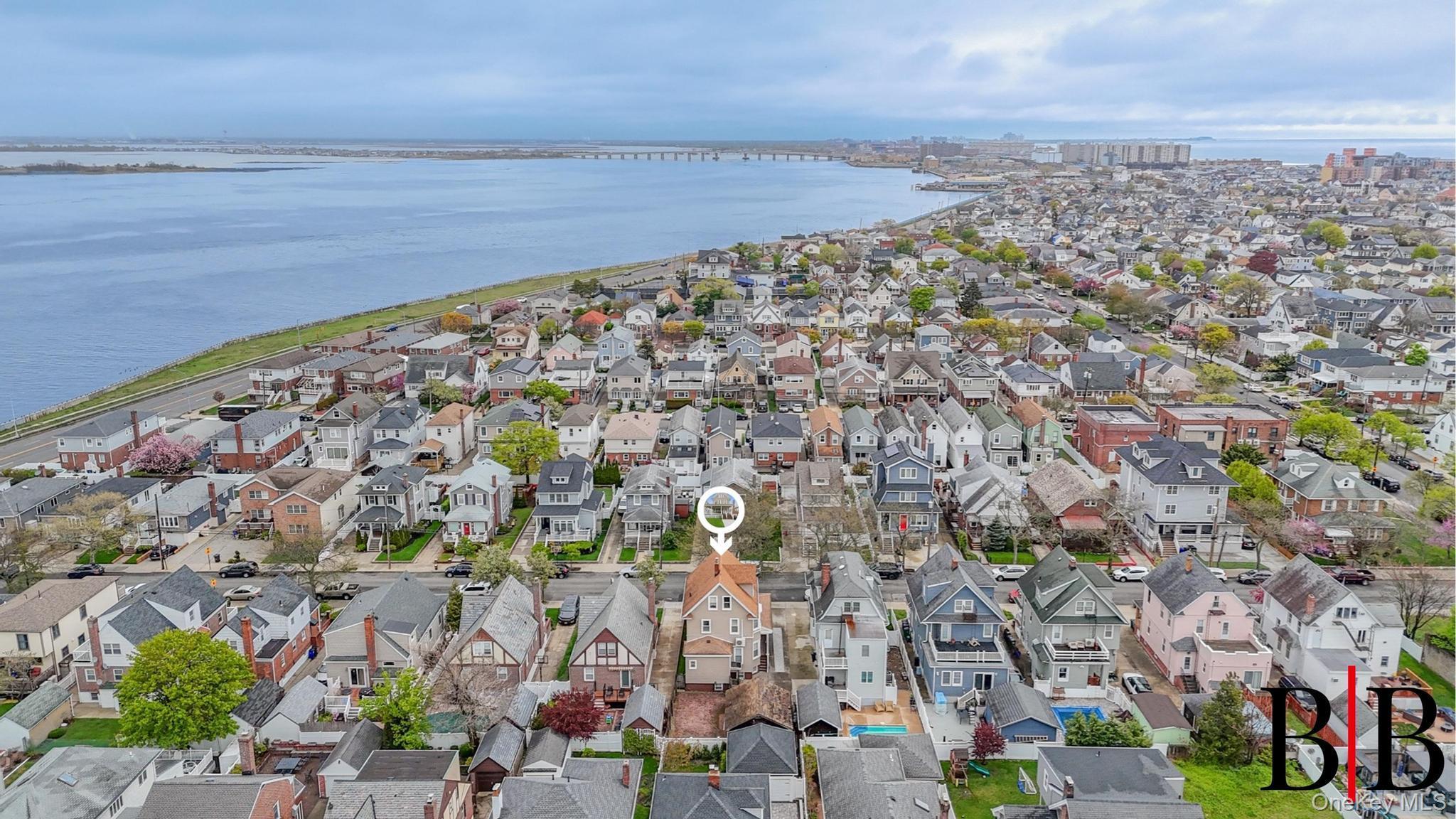 Single Family Beach 130th Street Queens, NY 11694, MLS-1019800-33