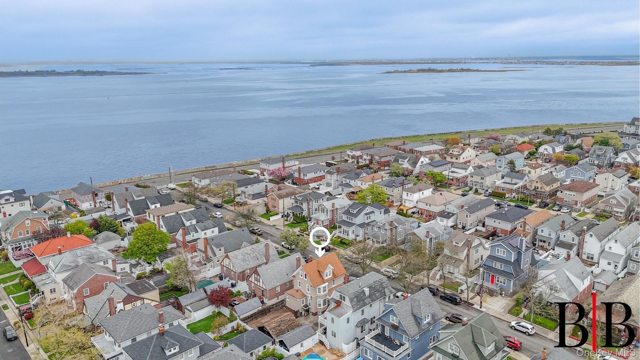 Single Family Beach 130th Street Queens, NY 11694, MLS-1019800-37