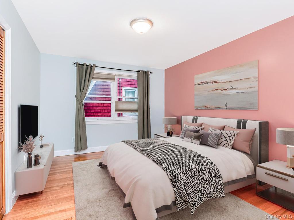Single Family Rombouts Avenue Bronx, NY 10466, MLS-1019809-18