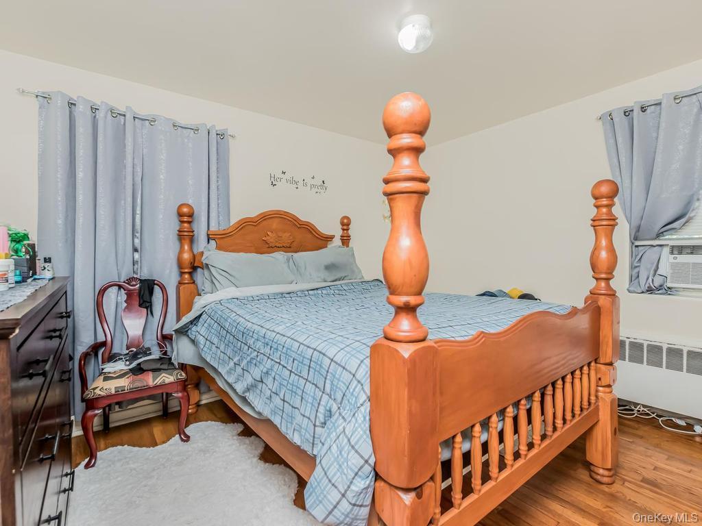 Single Family Wilder Avenue Bronx, NY 10466, MLS-1019812-16