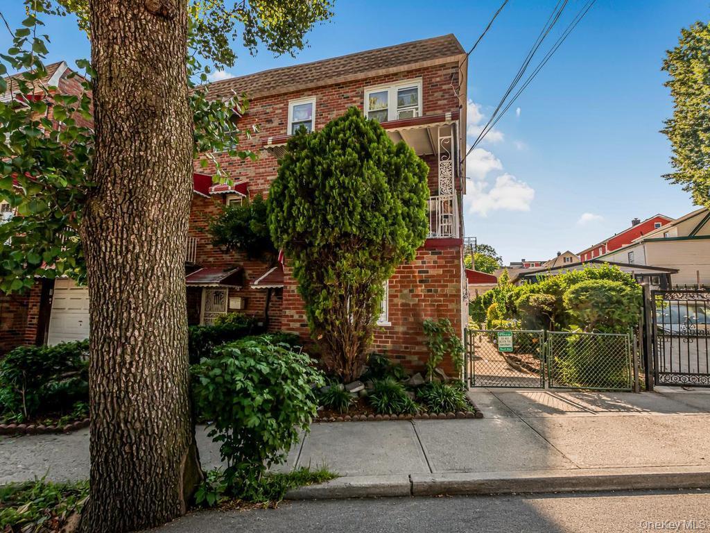 Single Family Wilder Avenue Bronx, NY 10466, MLS-1019812-28