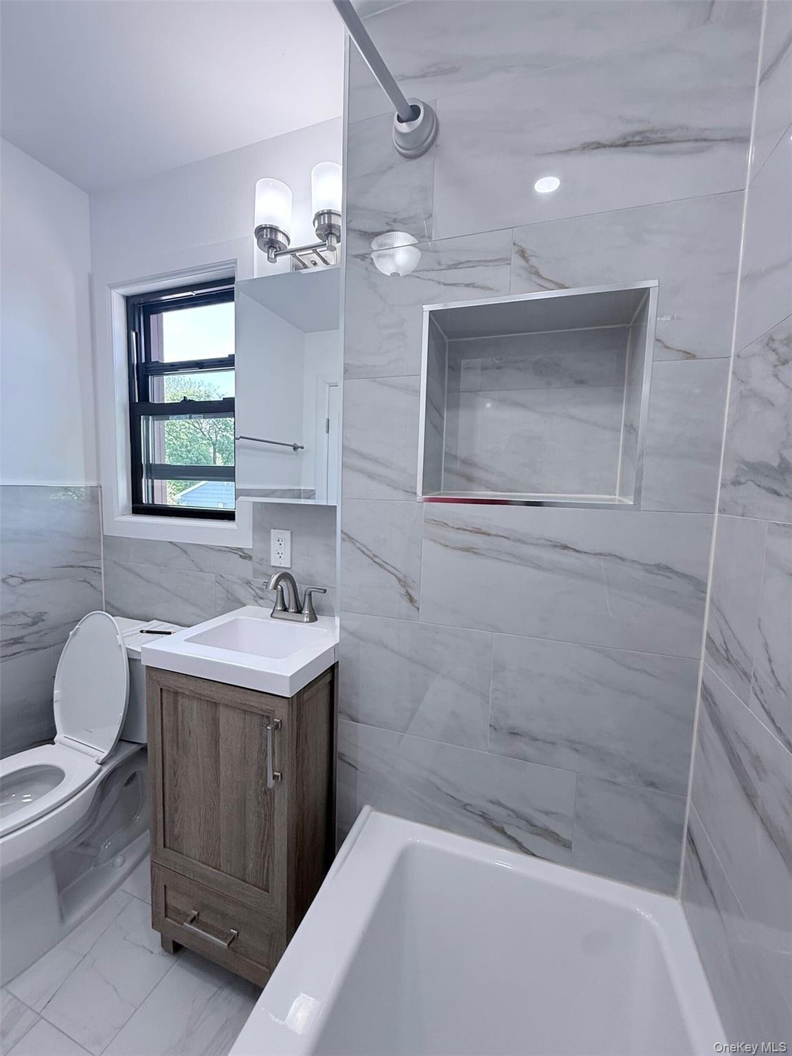 Single Family Longdale Avenue  Westchester County, NY 10607, MLS-1019815-8
